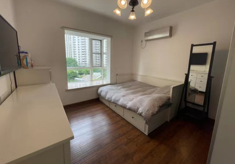 上海市浦东新区江临天下1栋6F 