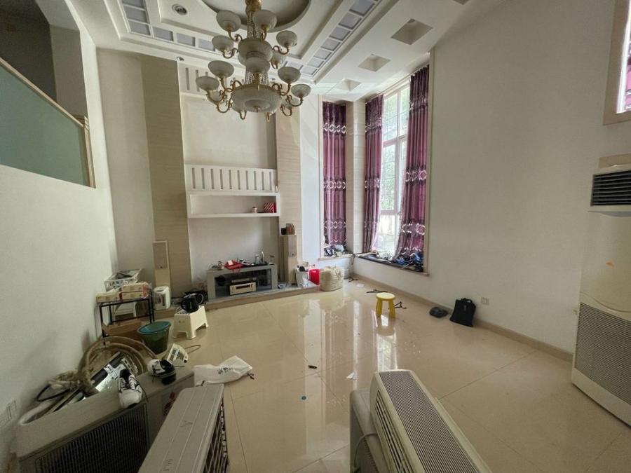 上海市浦东新区水景豪园16栋1-3F 