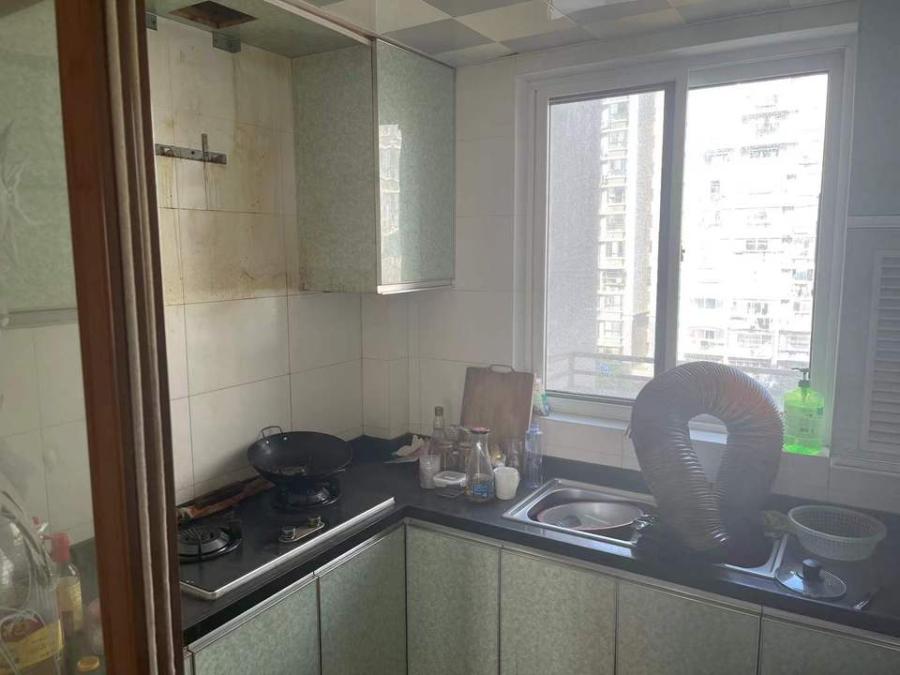 上海市浦东新区繁荣安居110栋5F 