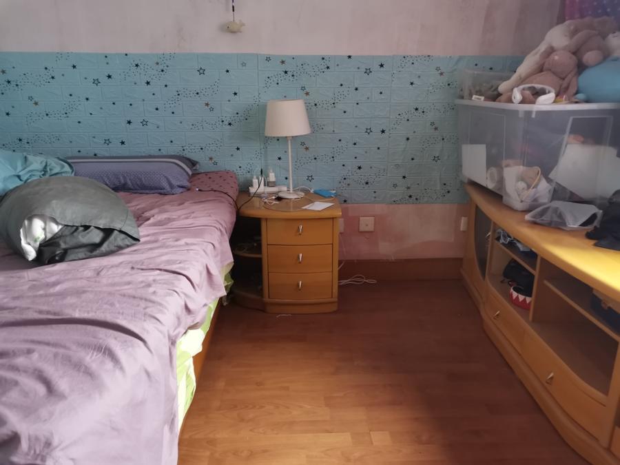 上海市虹口区恒业公寓2栋11F 