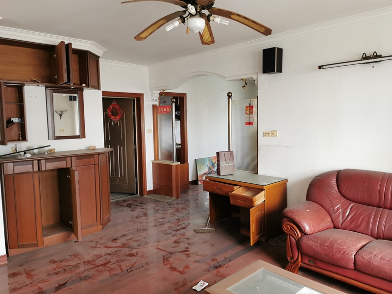 上海市黄浦区卢湾城市花园2栋17F 