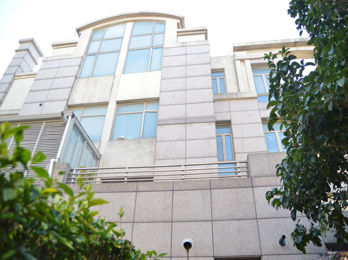 上海市浦东新区城市经典62栋1-4F 