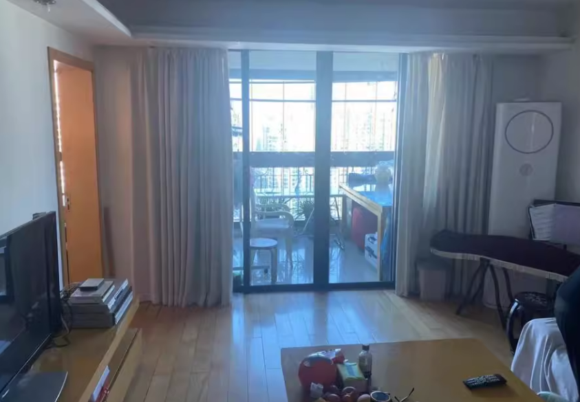 上海市普陀区中远两湾城82、138栋32F及车位 