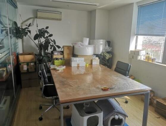 上海市宝山区尚景天地518号11F共4套 