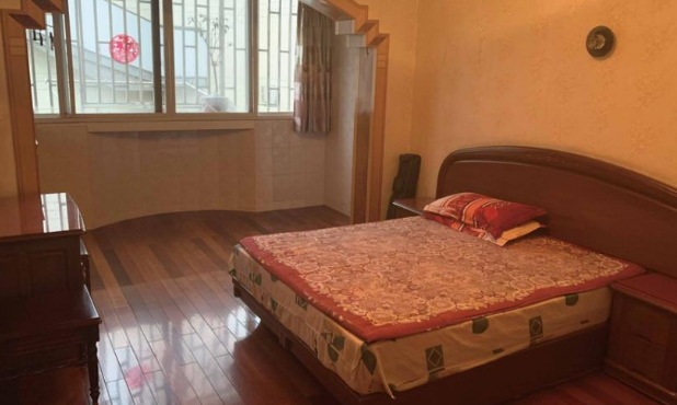 上海市宝山区祁连四村26栋3F 