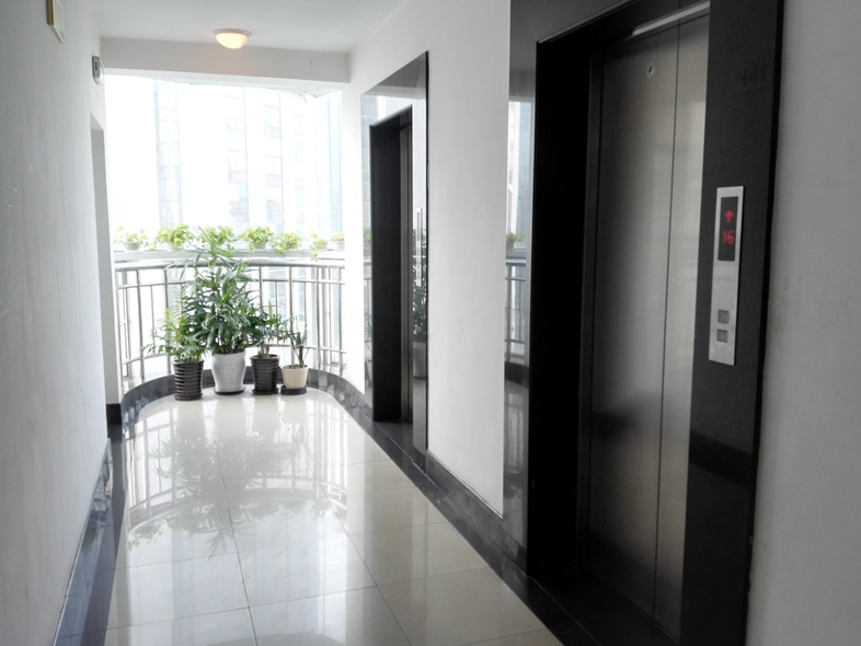 上海市黄浦区东新大厦78栋19F 