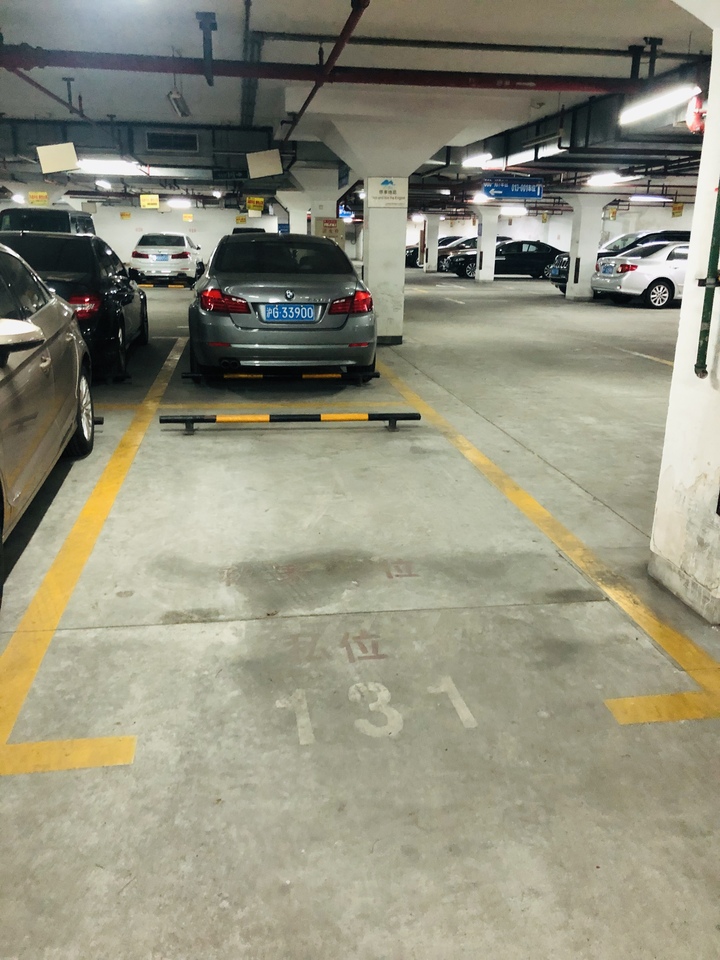 上海市黄浦区上海滩新昌城1栋18F及地下车位 
