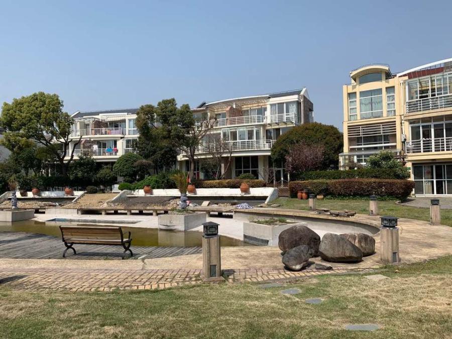上海市闵行区现代缘墅2栋 