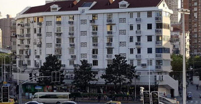 上海市虹口区235弄小区4栋7F 