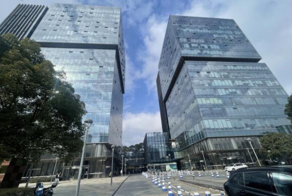 上海市徐汇区上海绿地中心600栋12F 