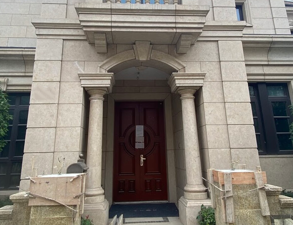 上海市浦东新区大华伊斐墅28栋1-2F 