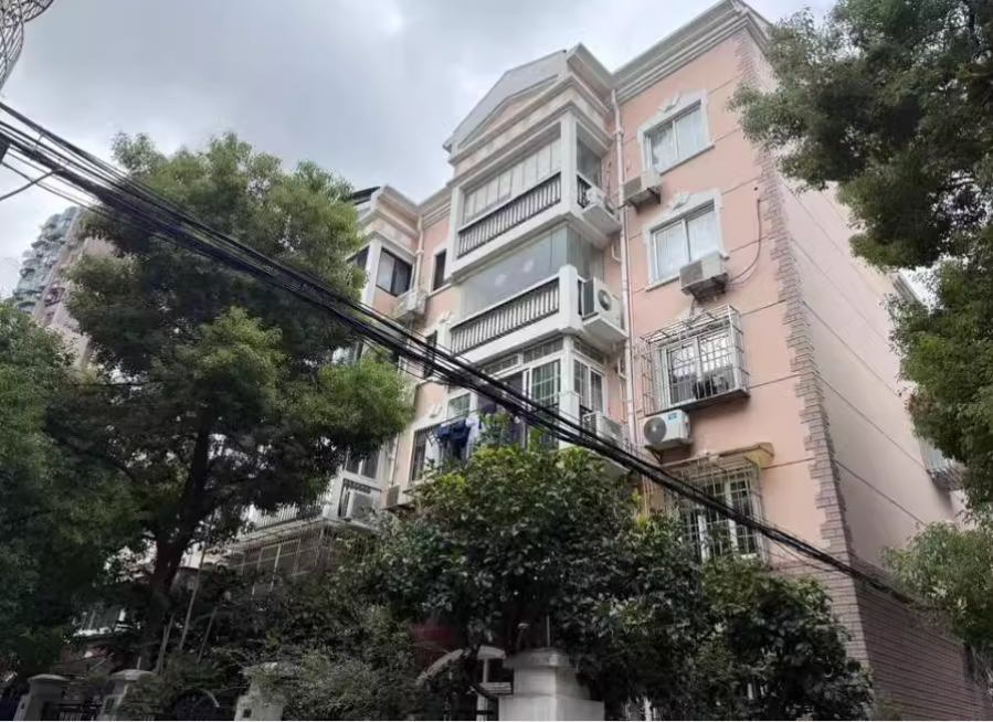 上海市普陀区大诚公寓5栋4F 