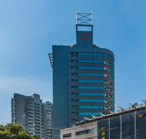 上海市黄浦区海丽大厦88栋7F及地下车位 