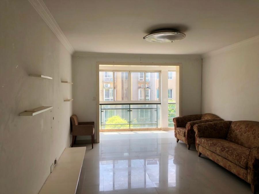 上海市嘉定区润渡佳苑19栋4F 