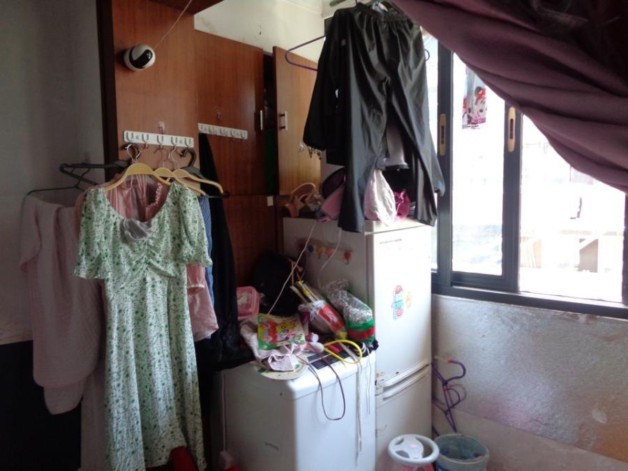 上海市静安区宝昌路610弄小区4栋5F 