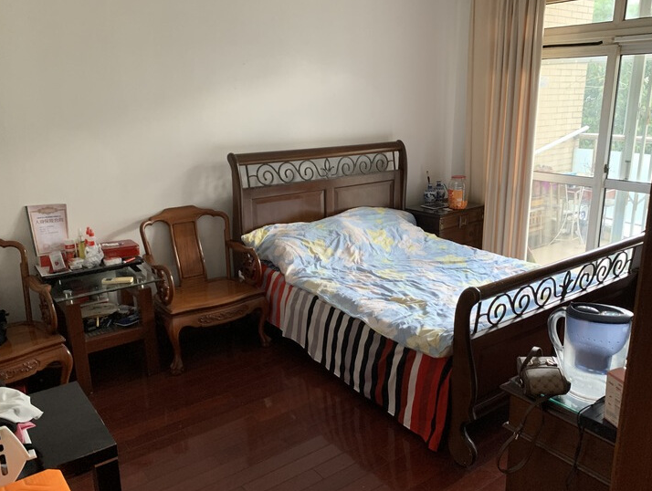 上海市杨浦区文化佳园87栋 