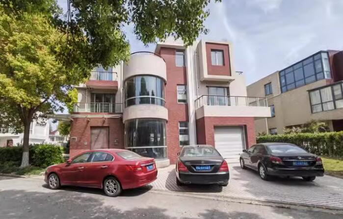 上海市浦东新区汇领商墅六灶镇28栋5幢 