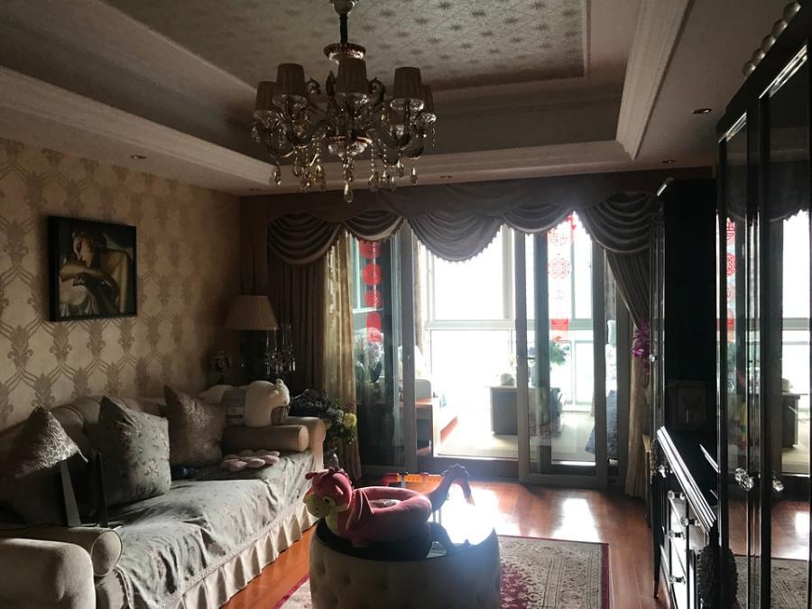 上海市浦东新区仁恒河滨城3栋11F及车位 