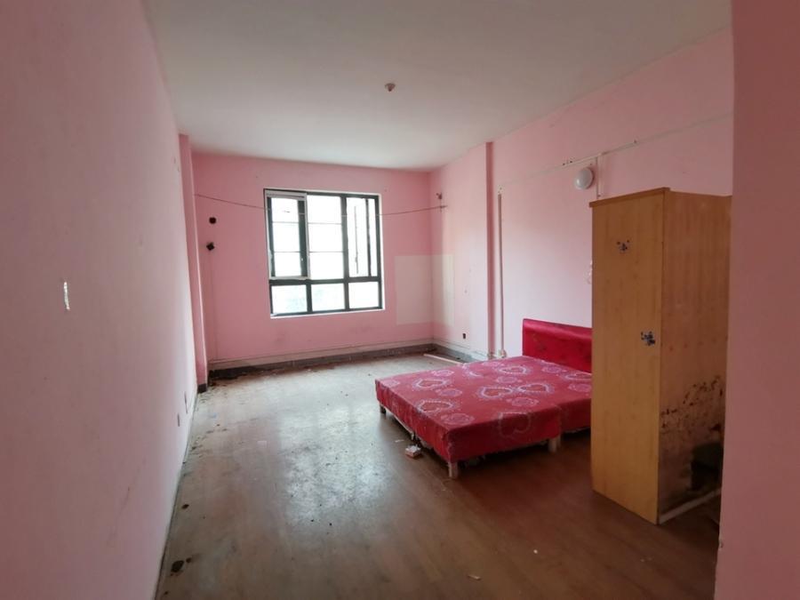 上海市嘉定区恒荣府邸23栋1F 