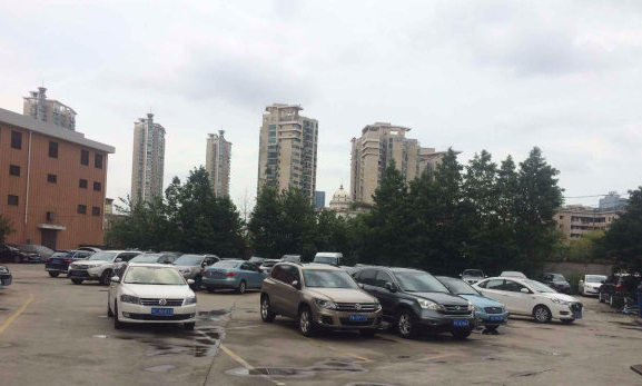 上海市虹口区中皇广场5栋6F 