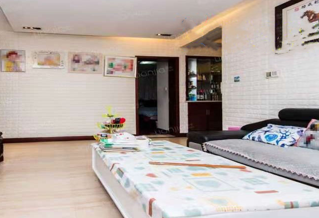 上海市闵行区富林苑1栋1F 