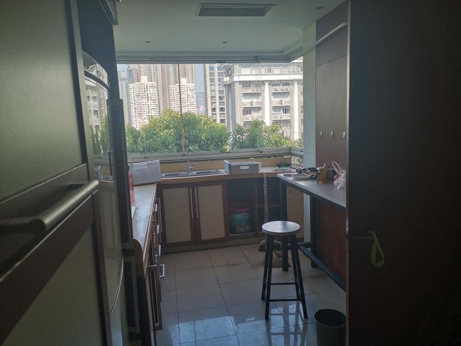 上海市浦东新区香园-东区5栋6F 