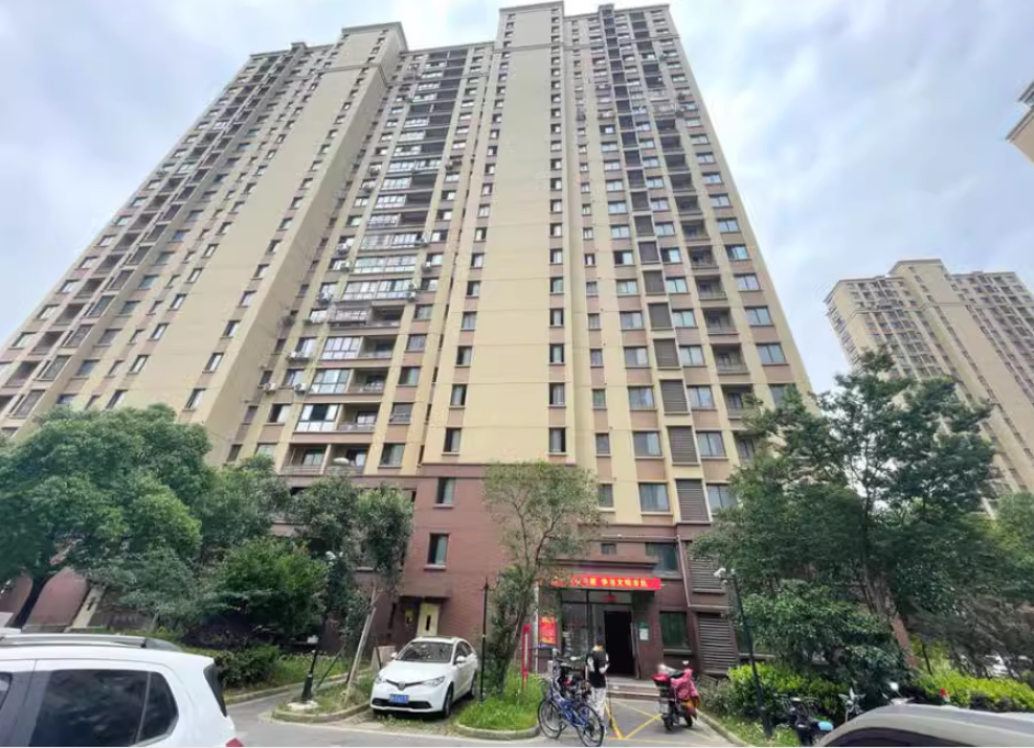 上海市闵行区保利雅苑22栋5F 