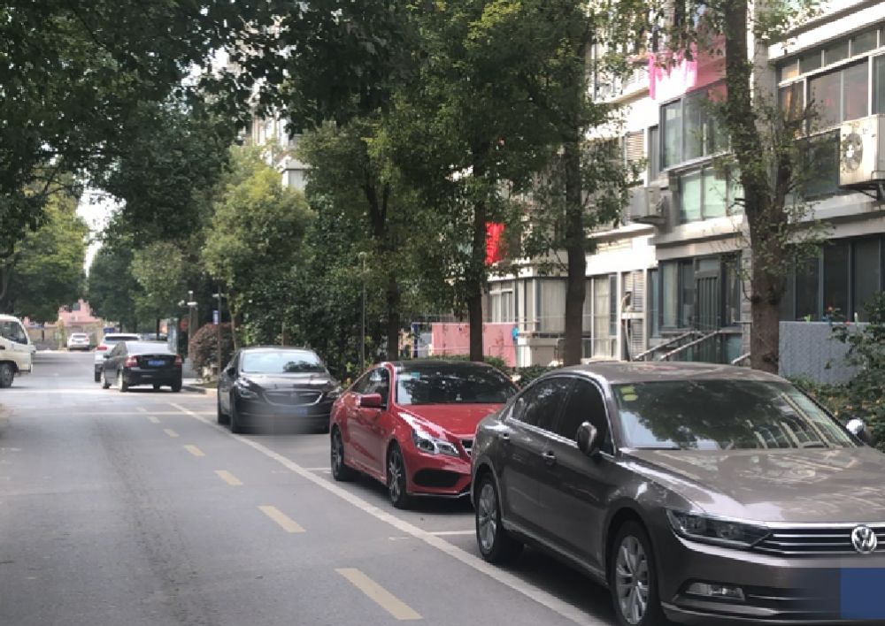 上海市浦东新区沈默花苑31栋18F 