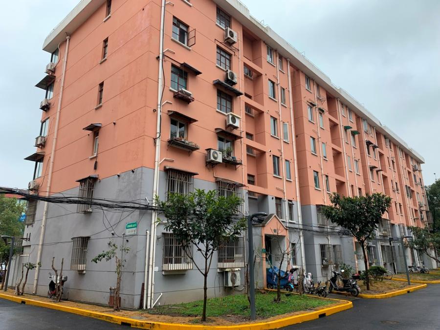 上海市闵行区虹梅新苑14栋1F 