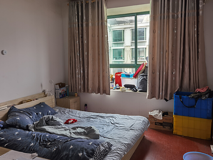 上海市金山区万春苑133栋3F 