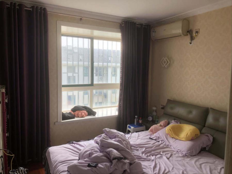 上海市嘉定区爱德佳苑15栋6F 