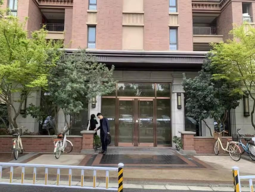 上海市浦东新区万科海上传奇22栋20F 