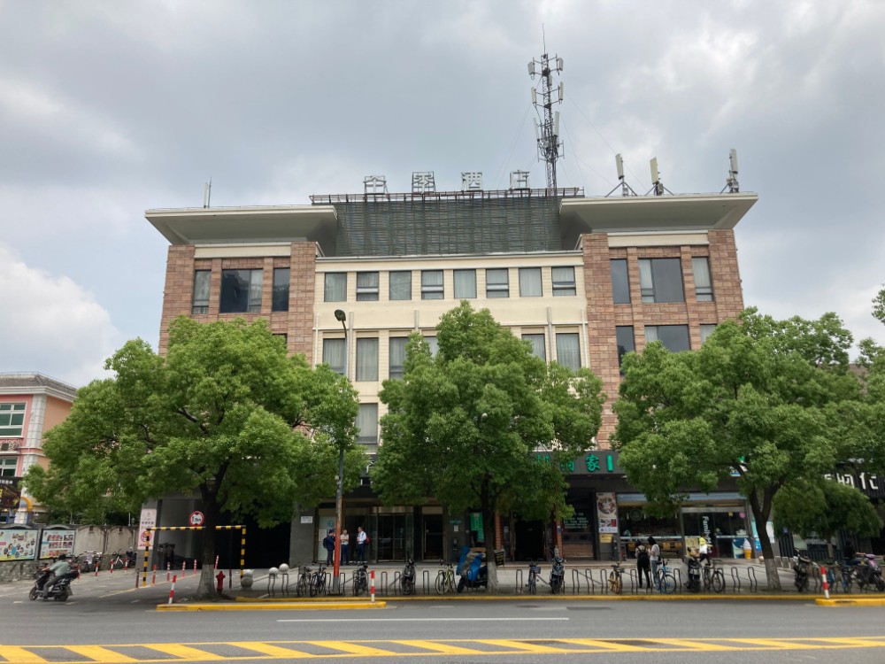 上海市闵行区全季酒店顾戴路1238栋1-4F以及130个车位等 