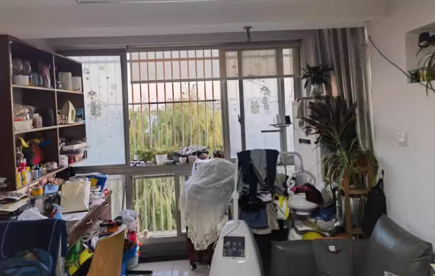 上海市浦东新区汇成路1245弄小区5栋4F 