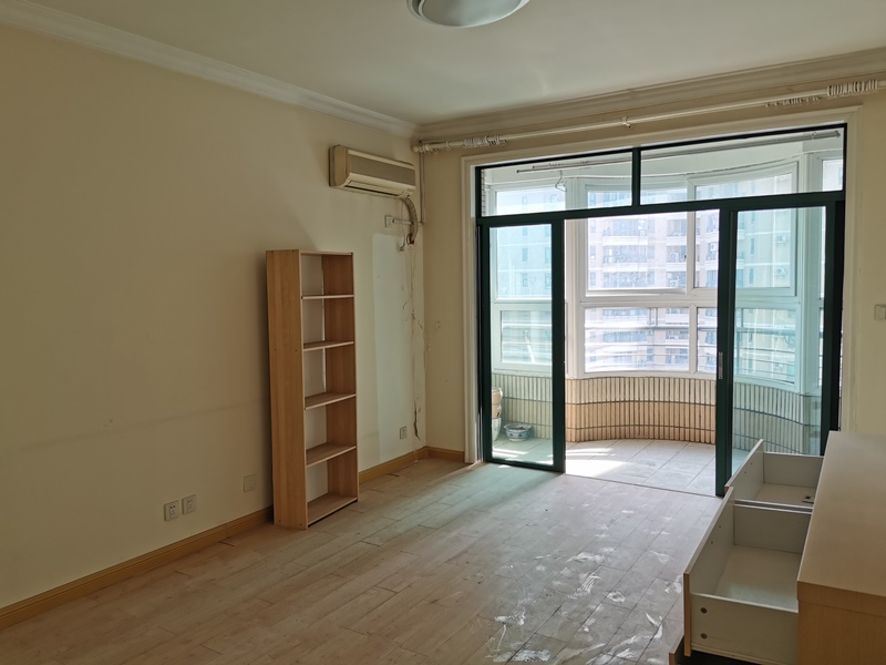 上海市徐汇区永新花苑18栋20F 