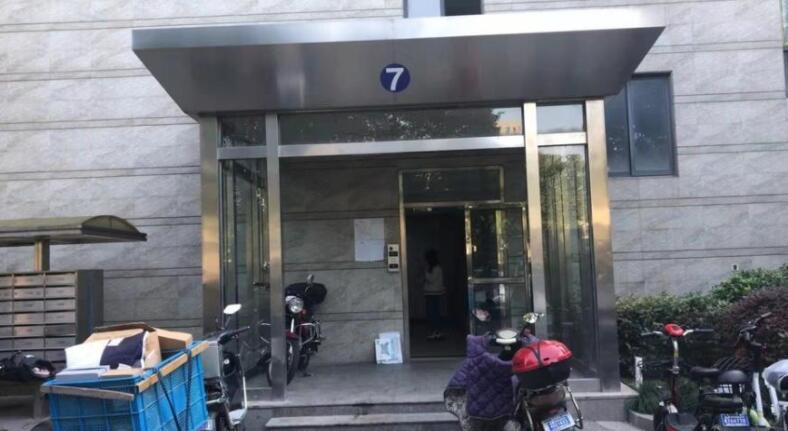 上海市嘉定区阳光葡提公馆7栋4F 