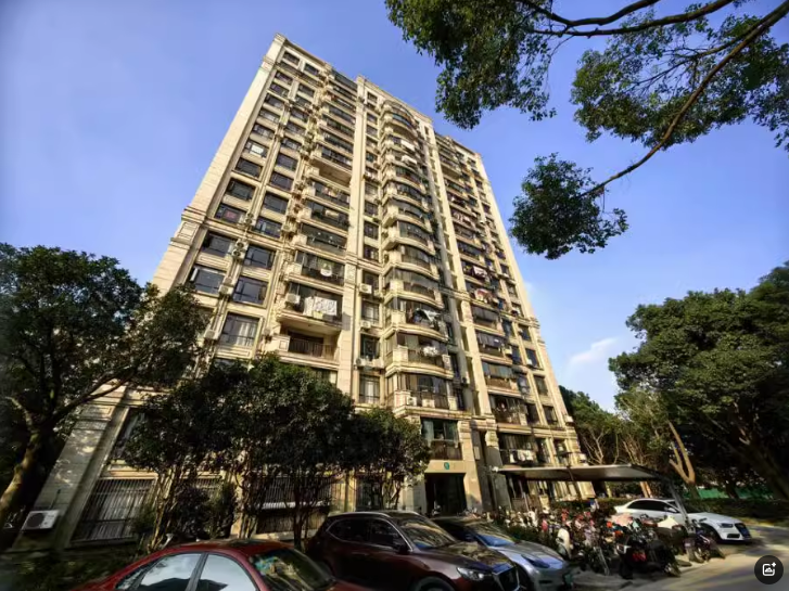 上海市松江区玉龙苑6栋6F 