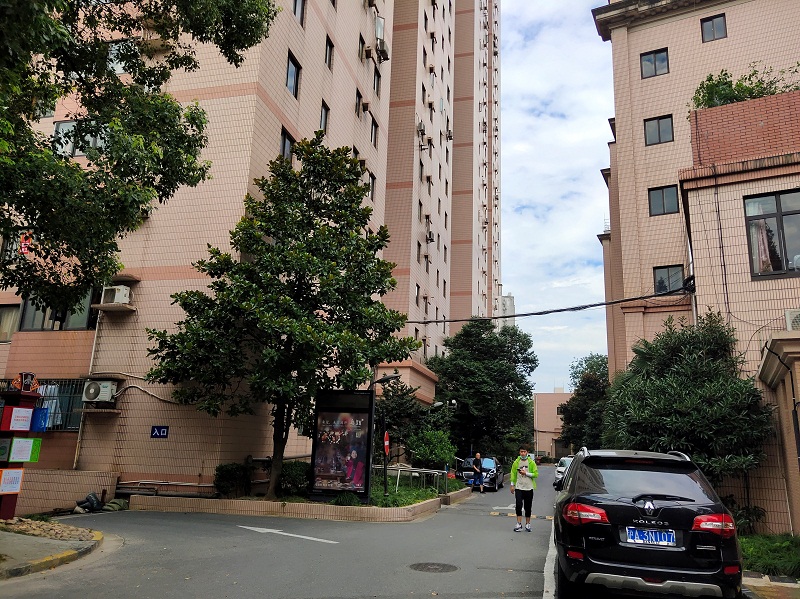 上海市虹口区虹叶花苑158栋13F 