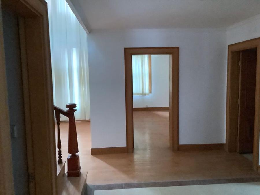 上海市浦东新区水景苑乡村俱乐部德兴街87弄1栋 