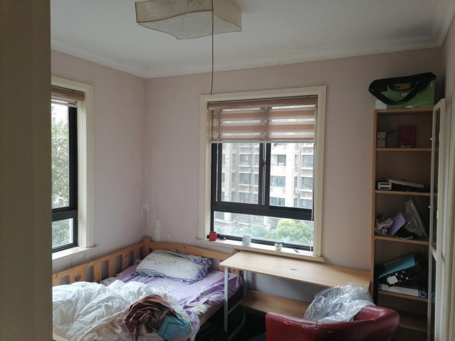 上海市浦东新区华钜御庭18栋6F 