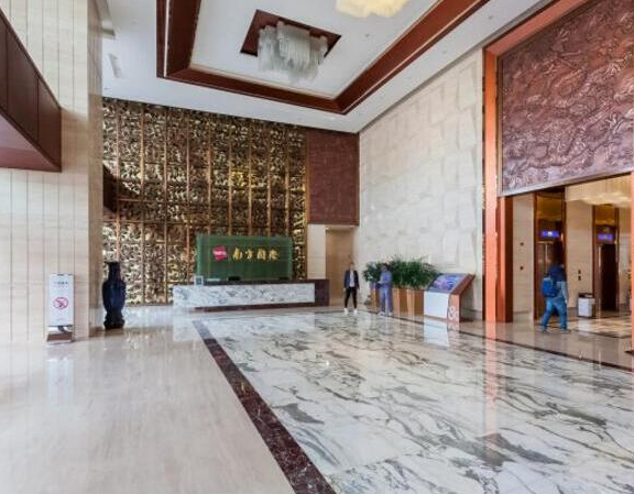 上海市奉贤区南方国际大厦8519栋23F 