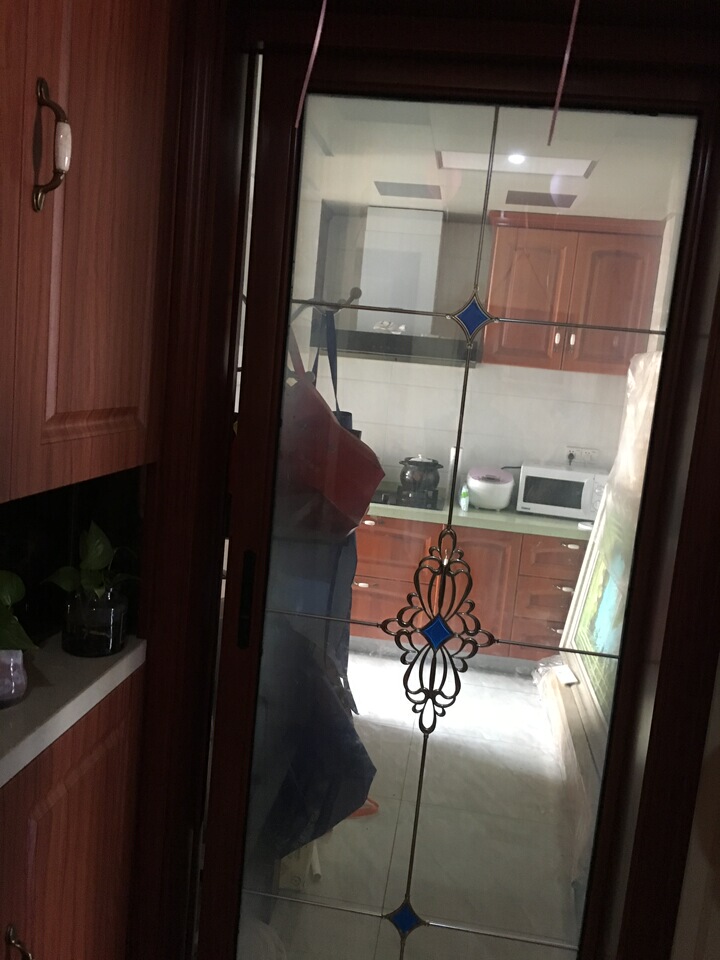 上海市嘉定区嘉宝.紫提湾4栋15F 