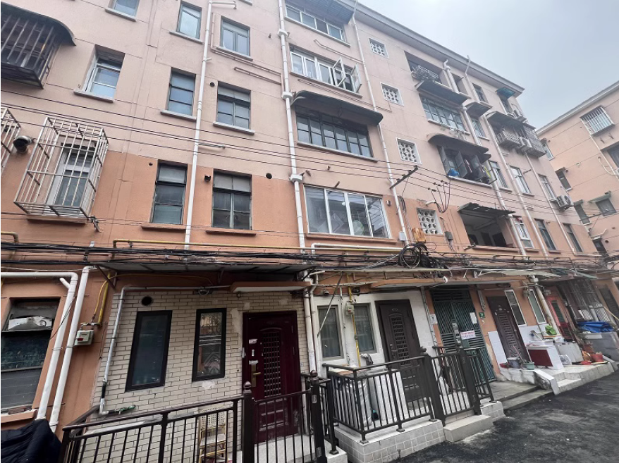 上海市徐汇区田林一村29栋2F 