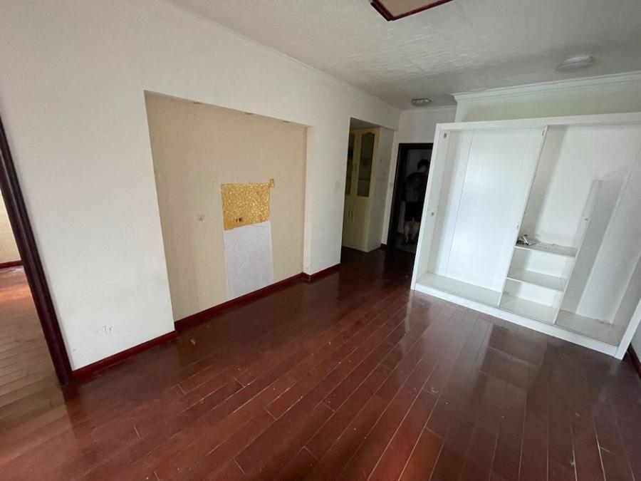 上海市松江区新凯城银杏苑18栋7F 