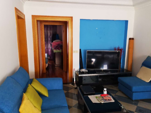 上海市奉贤区江海花园176栋4F 