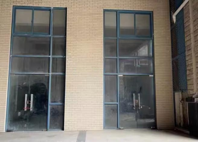 上海市金山区新枫泾步行街20栋1-2F、21栋1-2F 