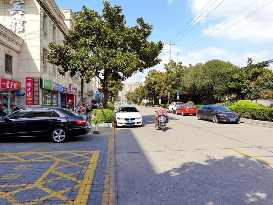 上海市嘉定区虹翔公寓12栋4F 