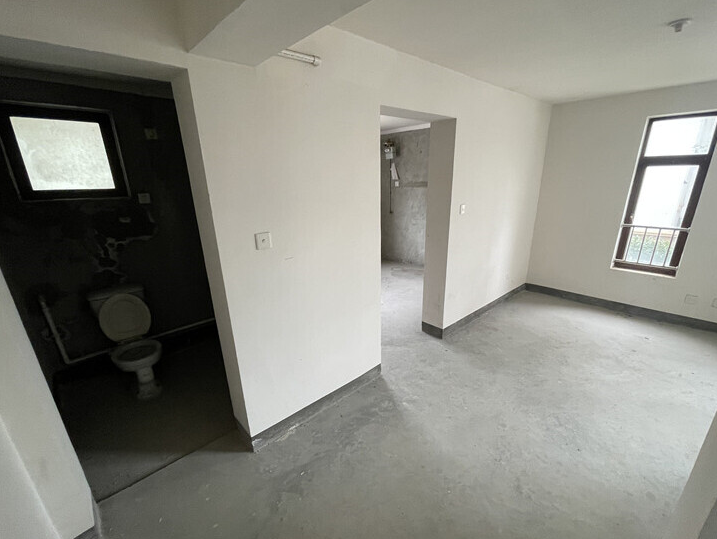 上海市奉贤区娜欧佳苑34栋1-3F 