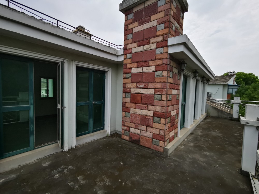 上海市闵行区半岛豪门38栋 