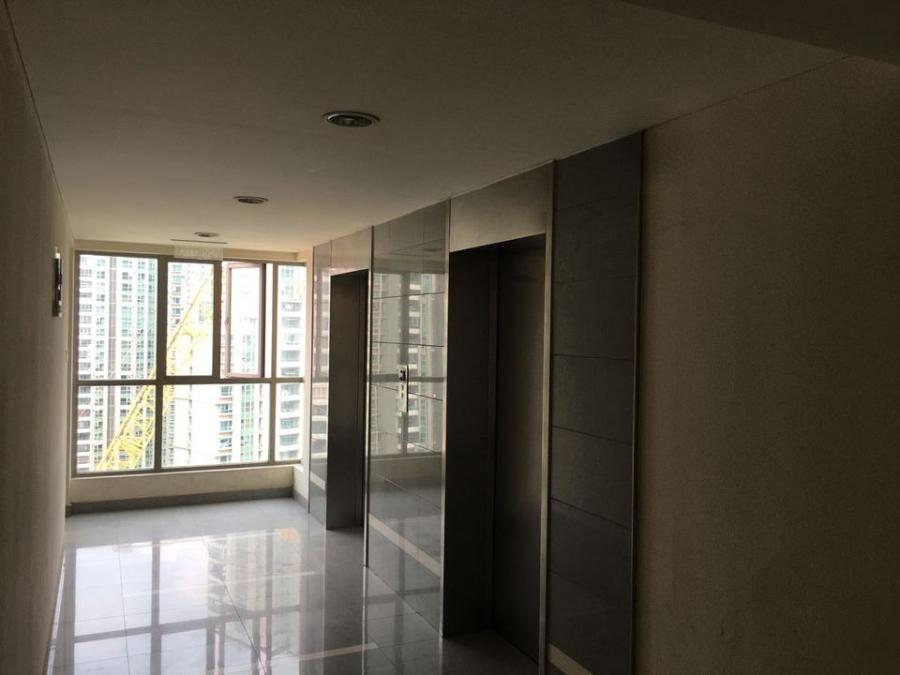 上海市静安区静安枫景苑7栋21F及地下车位 